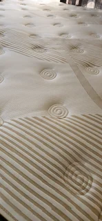 Selling Original Well Known Famous Name Branded Queen Heavy Duty Matress With Bedbase ( R3950 )