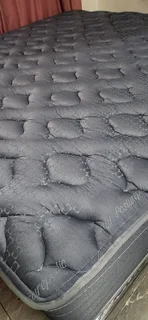 Selling Original Well Known Famous Name Branded King Matress With 2 Bedbases ( R4950 )