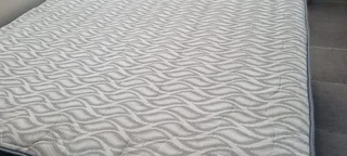 Selling Original Well Known Famous Name Branded Queen Heavy Duty Matress With Bedbase ( R3550 )