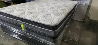 Selling Original Well Known Famous Name Branded Queen Matress With Bedbase ( R3750 )