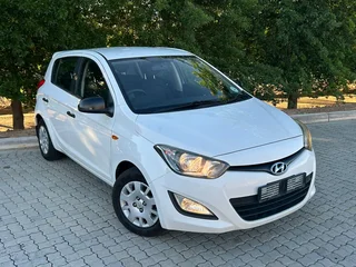 ONLY 107 000kms!!! 2013 Hyundai I20 Motion 1.25