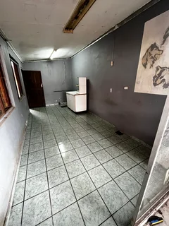 Barber Salon For Rent