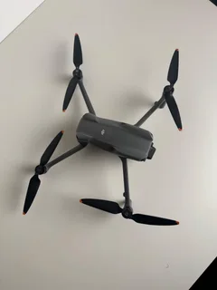 DJI Air 3, RC2 controller, 3 Batteries