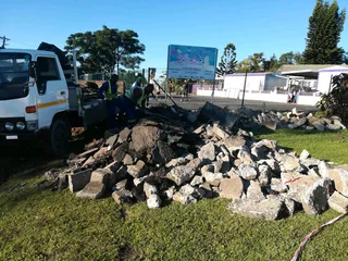 RUBBLE AND GARDEN REFUSE REMOVAL