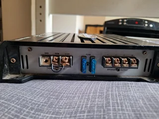 Black Audio Gods 3000 watt car amplifier selling for spares