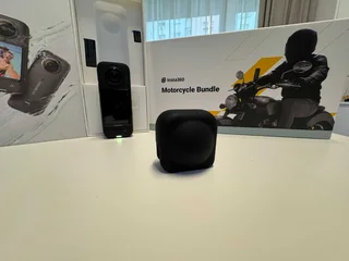 Insta360 X3 Camera Bundle