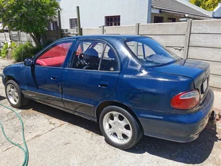 Hyundai accent 1.6