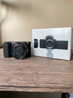 Sony ZV-E10 Mirrorless Camera with Kit Lens