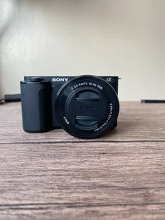 Sony ZV-E10 Mirrorless Camera with Kit Lens