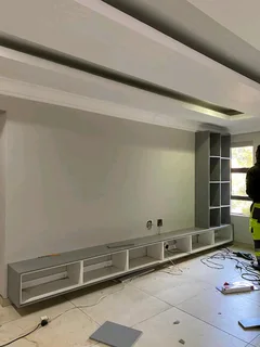 Built in kitchen cupboards and fitted wardrobes contact 0655109639