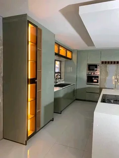 Built in kitchen cupboards and fitted wardrobes of all sizes colour and designs contact 0638758663