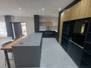 Built in kitchen cupboards and fitted wardrobes of all sizes colour and designs contact 0638758663
