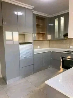 Built in kitchen cupboards and fitted wardrobes of all sizes colour and designs contact 0638758663