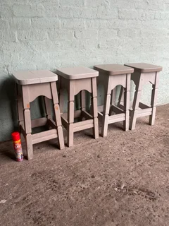 Set of 4 Kitchen Stools