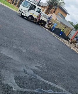 Tar/Asphalt Specialis &amp;Tennis Courts