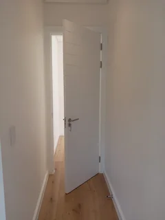 Am looking for a job as a carpenter