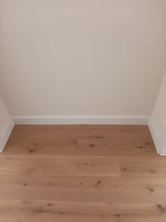 Am looking for a job as a carpenter