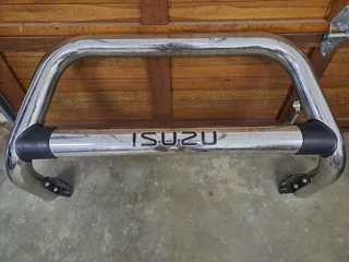 Isuzu Stainless steel nudge bars