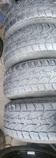 BAKKIE 17&#34;MAG RIMS AND 265/65/17 BRIDGESTONE TYRES