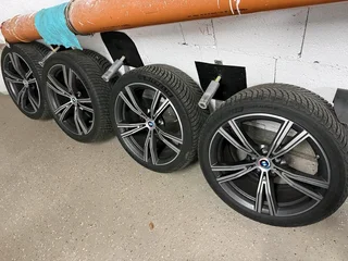 (Price Drop) BMW 19-inch rims 793i winter tires G20 G21 G22 G30 G31 G42