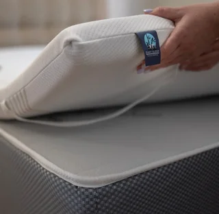 Queen Size Premium Mattress Topper - Pay upon collection