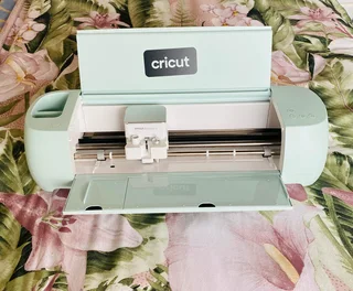 Cricut explore 3 machine