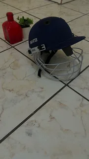  BAS “King Hitter” Cricket Helmet – Adult Size