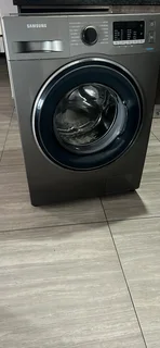 8kg Front Loader Washing Machine - Eco Bubble!