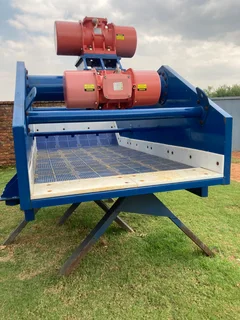 4x8 Vibrating Screen