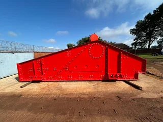 Large 8x20 Vibrating Screen – Powerful Industrial Screening Machine