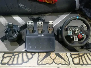 Logitec g29 for ps5 or ps4