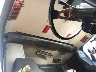 Mobile car rooflining headline segging service for all types of vehicles