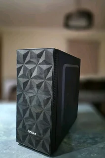 Gaming pc for sale . Still in exellent working condition .