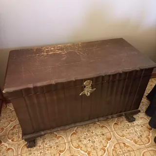 Antique Ball and Claw Kist 1000l x 500w x 650h