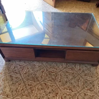 CoffeeTable 2 Drawer and Glass Top 1600 x 1000 x 480 - Used