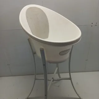 Snuggle Baby Bathtub + Stand Set Imported