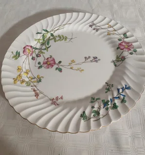 Vintage Serving Platter Mintos Dainty Sprays (S-511) Qty 1