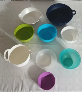 Various Plastic Bowls Qty 9