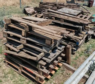 Timber and Pallets - Job Lot