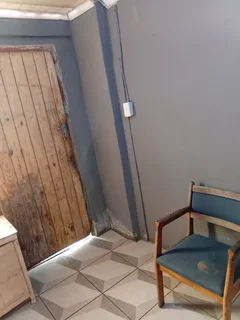 Single  and  Working  people