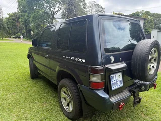 Mitsubishi Pajero 3.0 V6 SWB 4×4 (Manual) – Snorkel, Steel Bumper, Tow Setup – R58,900