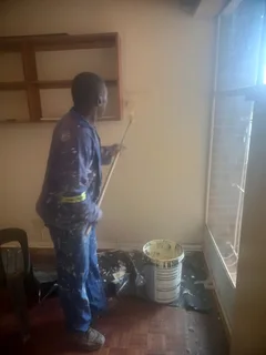 PROFESSIONAL PAINTER,WATERPROOFING, PLASTERING IS AVAILABLE