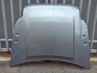 landrover defender bonnet