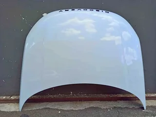 land rover discovery 5 bonnet