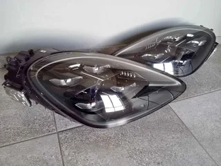 porsche cayenne headlight