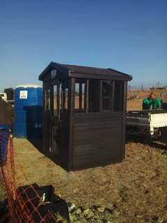 3 Man Guard Hut (available For Purchase And Leasing)