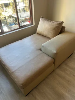 Daybed - Ad posted by Salatiso Mqikela