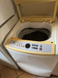 Top loader washing machine