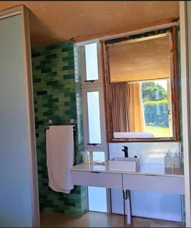 Beautifully Kept Home With Everything You Need