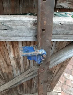 Wood working clamp 1.8m for holding 2 items together